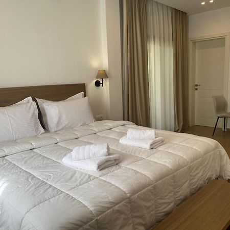 Lithos Apartment Káto Loutrákion Екстериор снимка