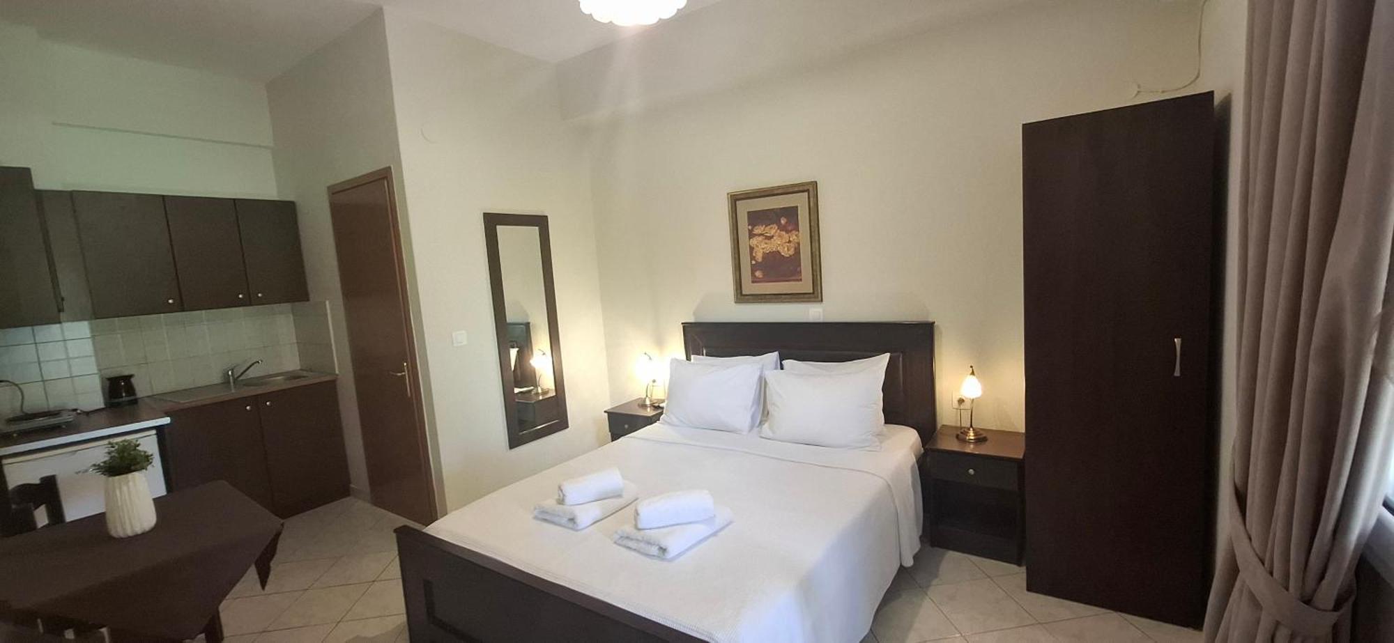 Lithos Apartment Káto Loutrákion Екстериор снимка