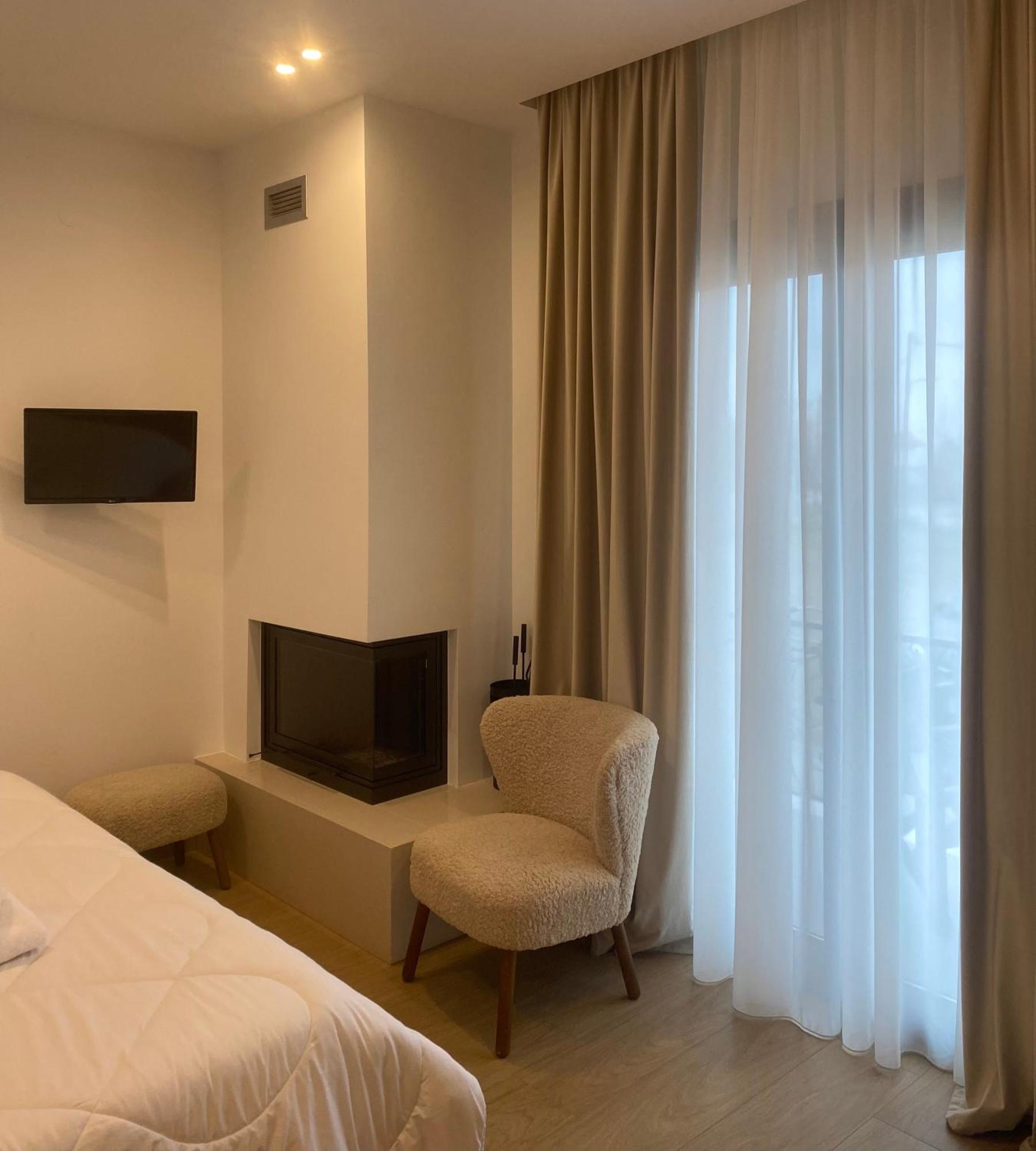 Lithos Apartment Káto Loutrákion Екстериор снимка