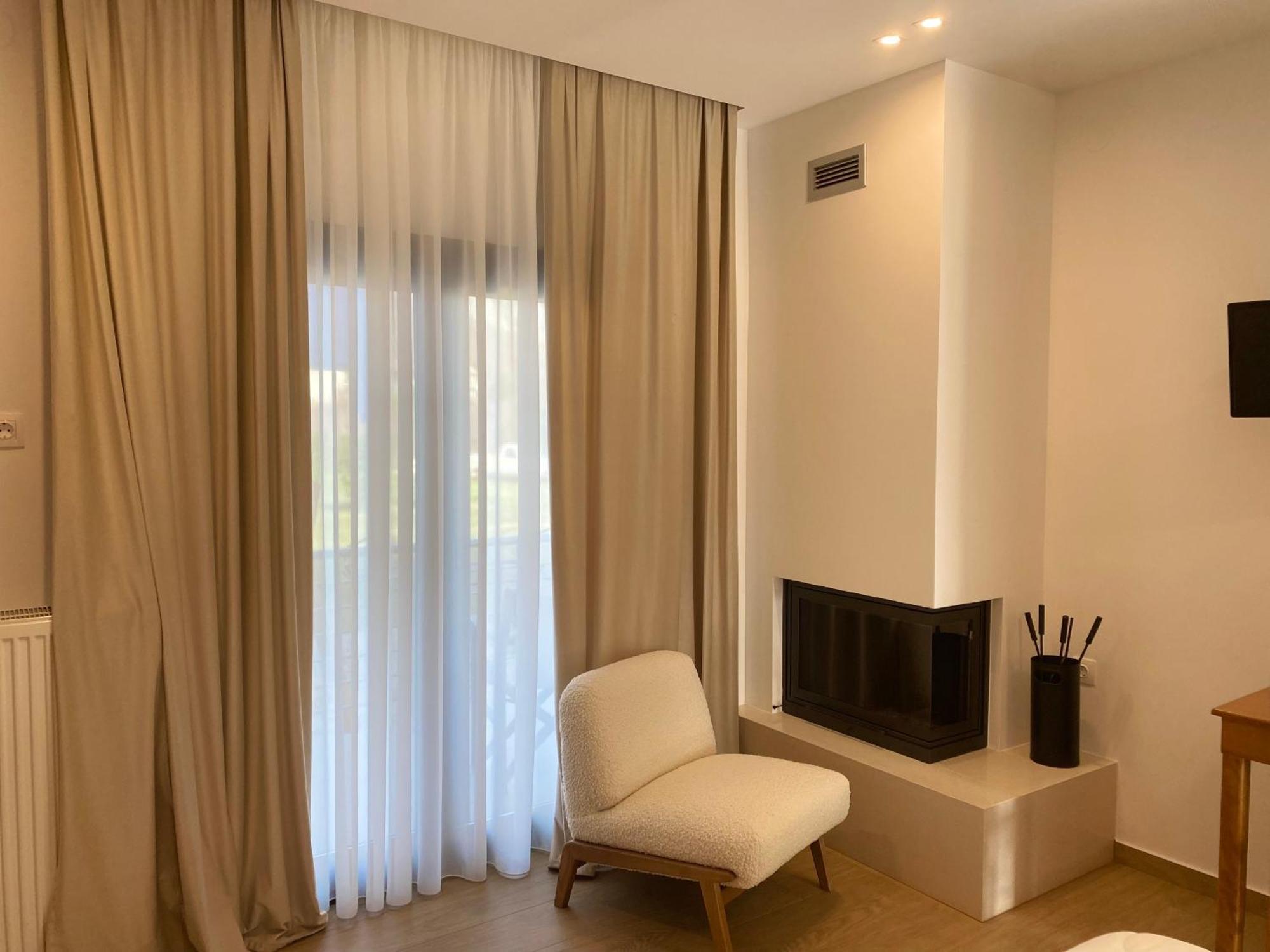 Lithos Apartment Káto Loutrákion Екстериор снимка