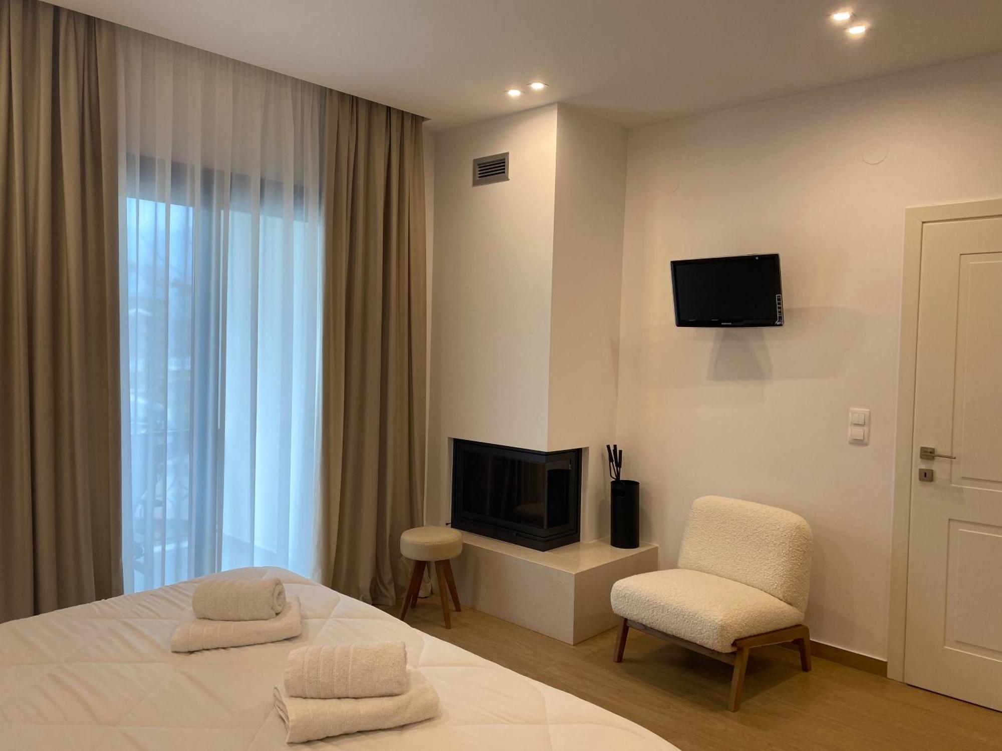 Lithos Apartment Káto Loutrákion Екстериор снимка
