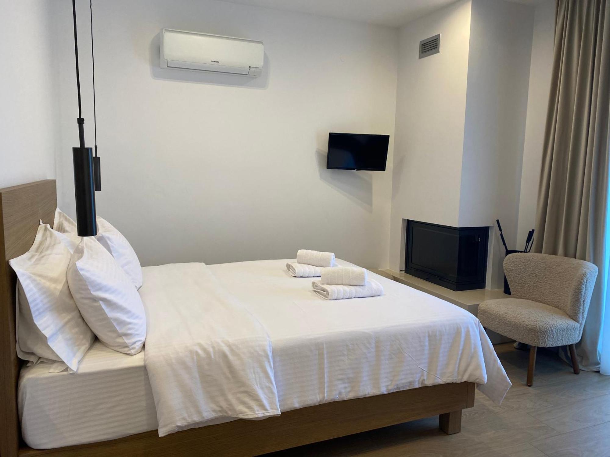 Lithos Apartment Káto Loutrákion Екстериор снимка